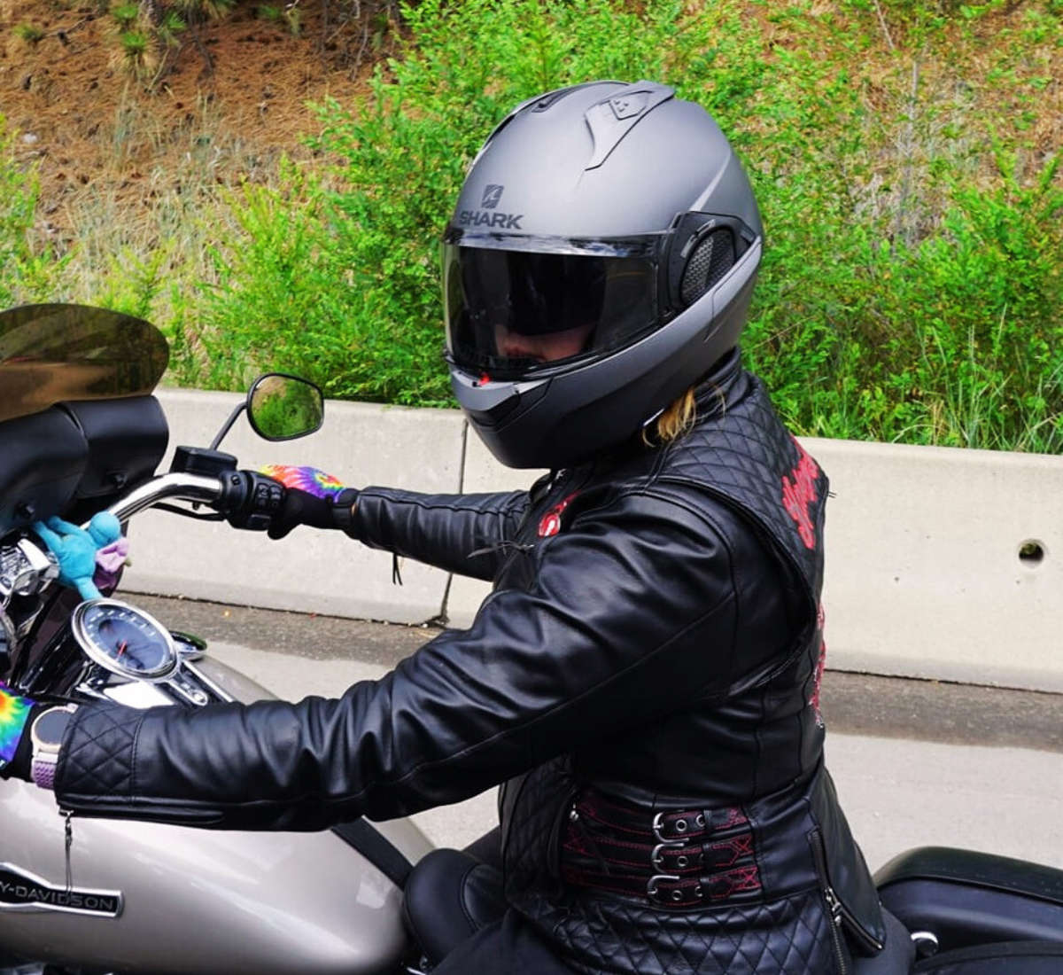 PLEINS FEUX SUR ELLISHA NESLON, UNE MEMBRE DU HOG