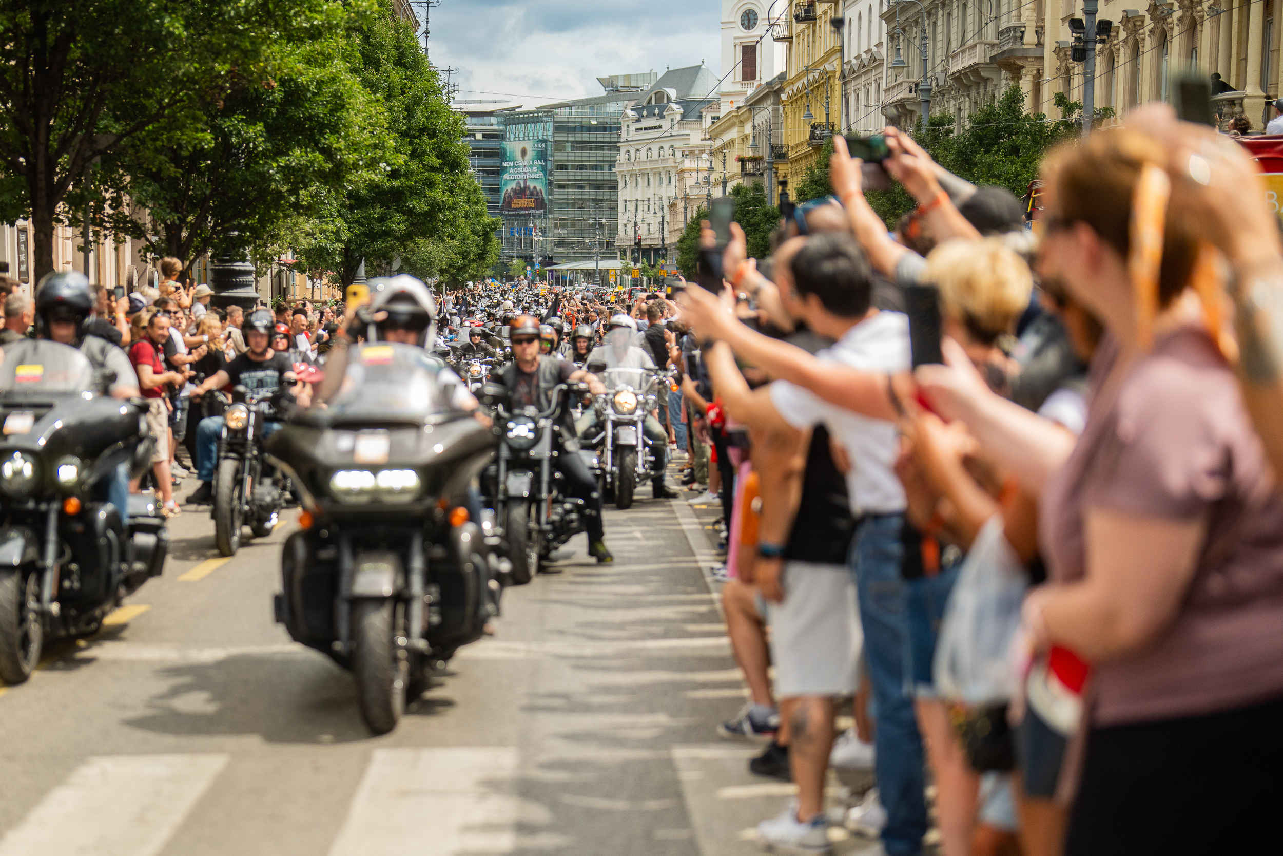 H-D parade through the crowds